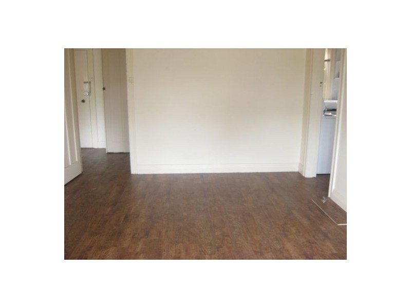 216 BLUES POINT RD, Mcmahons Point NSW 2060