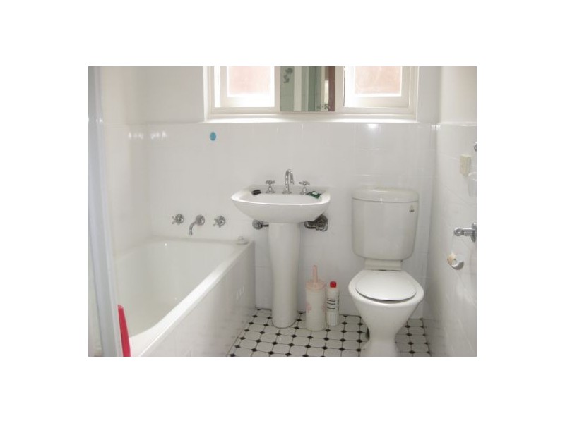 64 Ben Boyd Rd, Neutral Bay NSW 2089