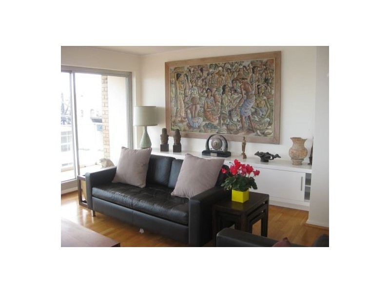 76 Upper Pitt St, Kirribilli NSW 2061