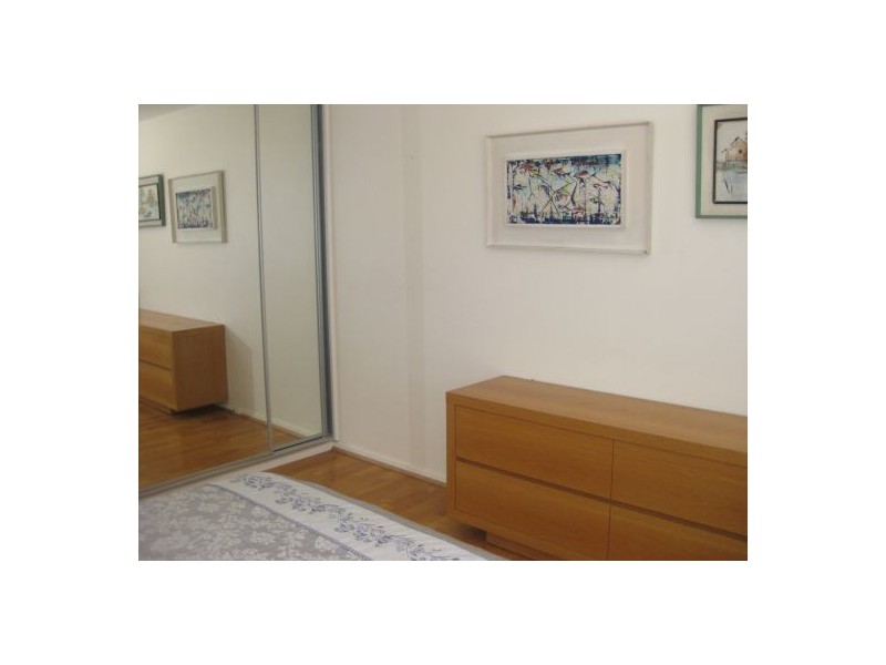 76 Upper Pitt St, Kirribilli NSW 2061