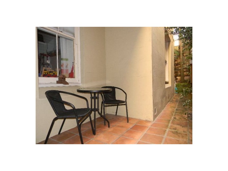 211 Blues Point Rd, Mcmahons Point NSW 2060