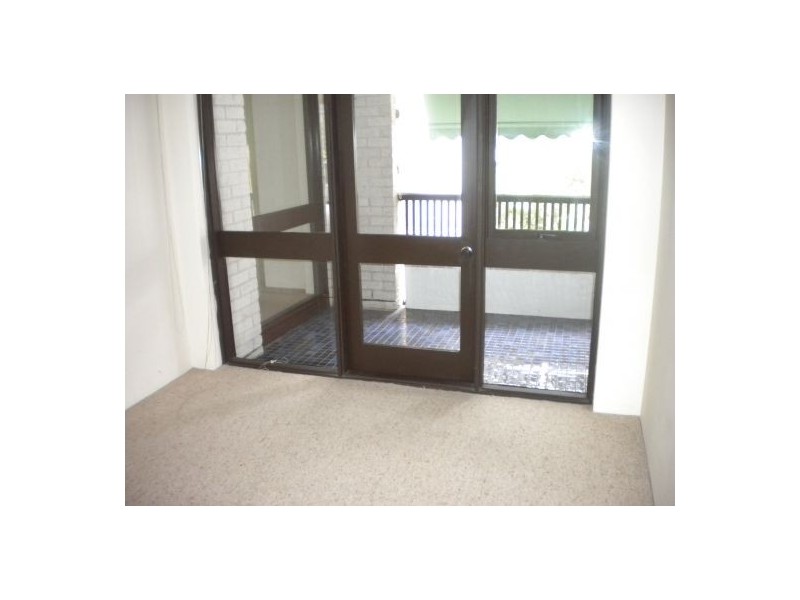 2 Artarmon Rd, Artarmon NSW 2064