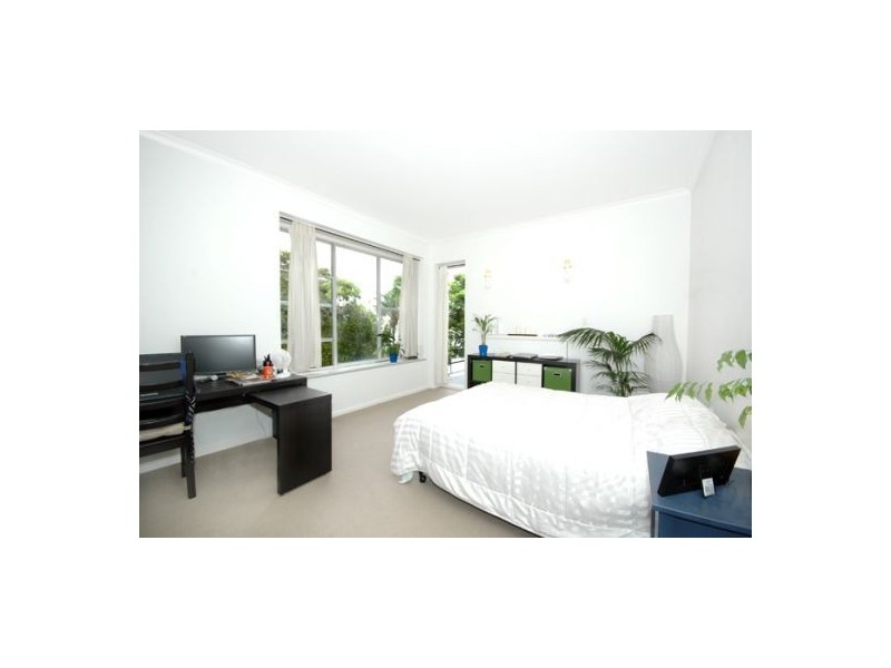 4/30-40 Blues Point Rd, Mcmahons Point NSW 2060