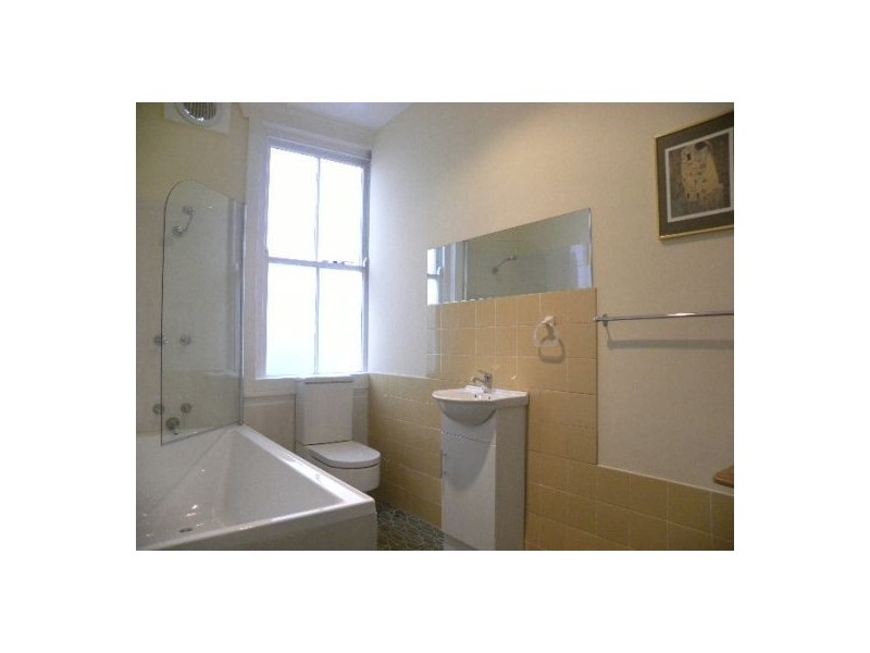 24 East Crescent St, Mcmahons Point NSW 2060