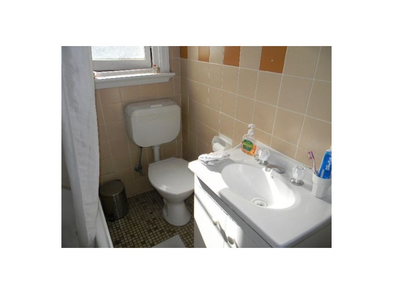 212 Blues Point Rd, Mcmahons Point NSW 2060