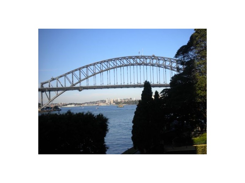 2a Henry Lawson Ave, Mcmahons Point NSW 2060