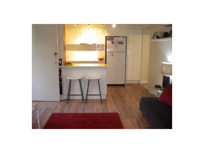 175 Blues Point Rd, Mcmahons Point NSW 2060