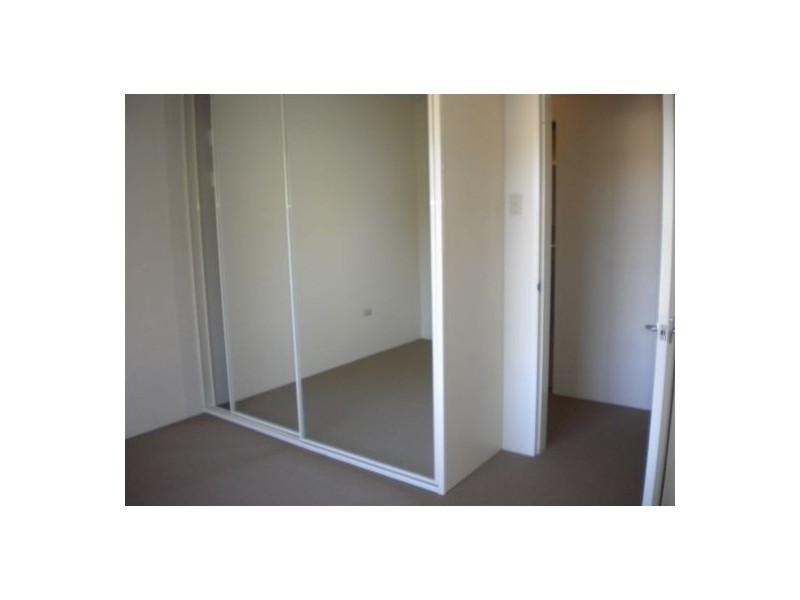 */18 Woolcott st, Waverton NSW 2060