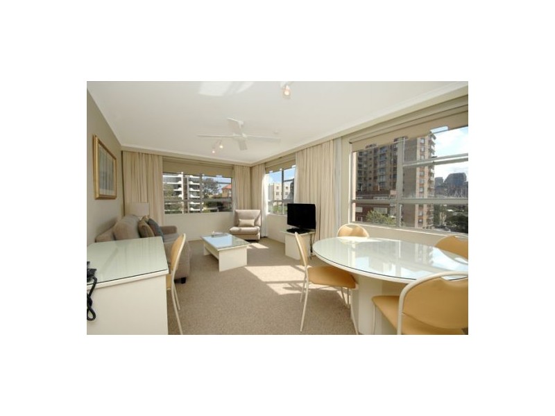 57/2a Henry Lawson Ave, Mcmahons Point NSW 2060