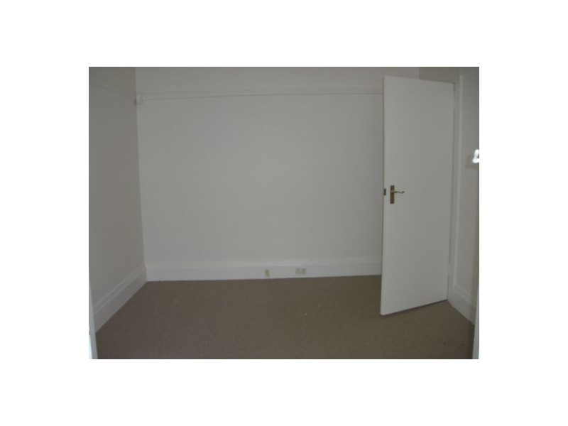 2 KING GEORGE ST, Mcmahons Point NSW 2060