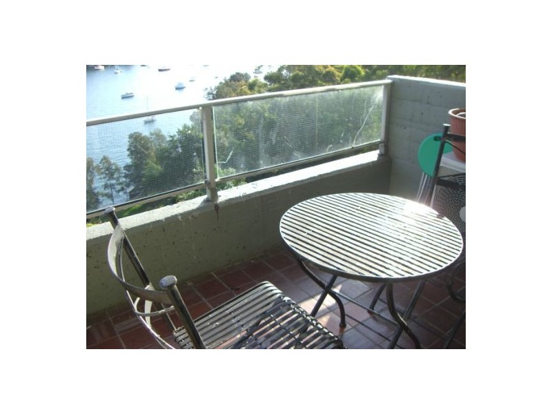 90 Blues Point Rd, Mcmahons Point NSW 2060