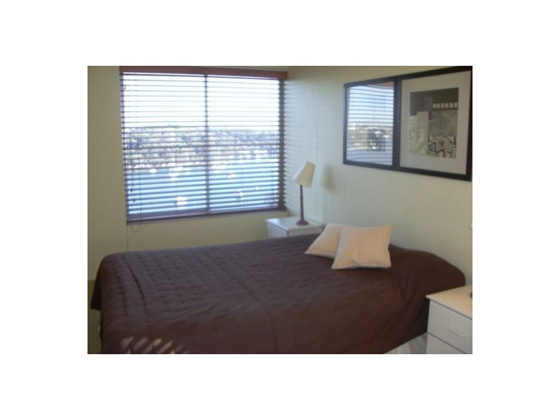 90 Blues Point Rd, Mcmahons Point NSW 2060