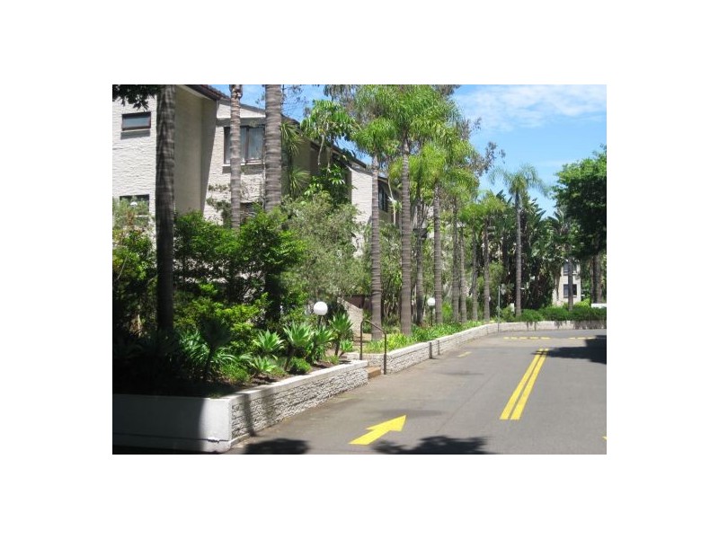 2 Artarmon Rd, Willoughby NSW 2068