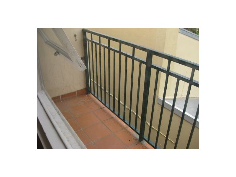 6/64 Ben Boyd Rd, Neutral Bay NSW 2089