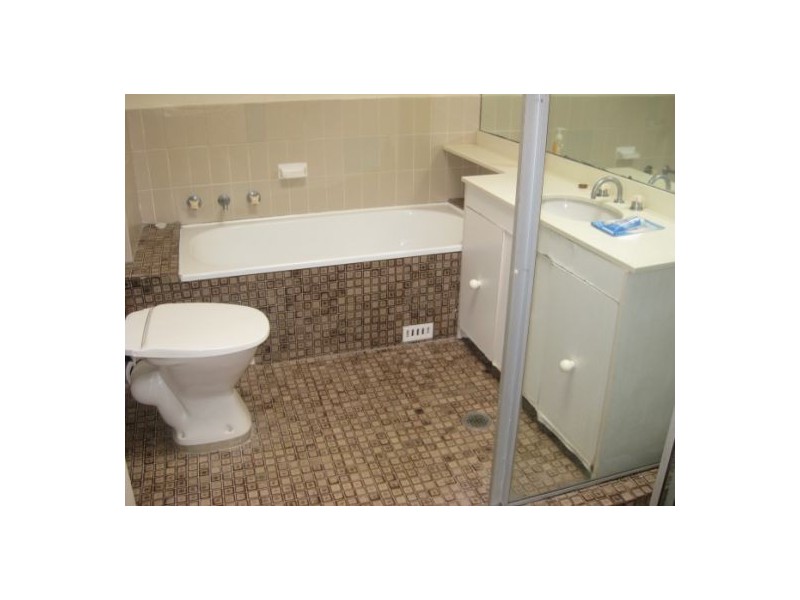 33 Belmont Ave, Wollstonecraft NSW 2065