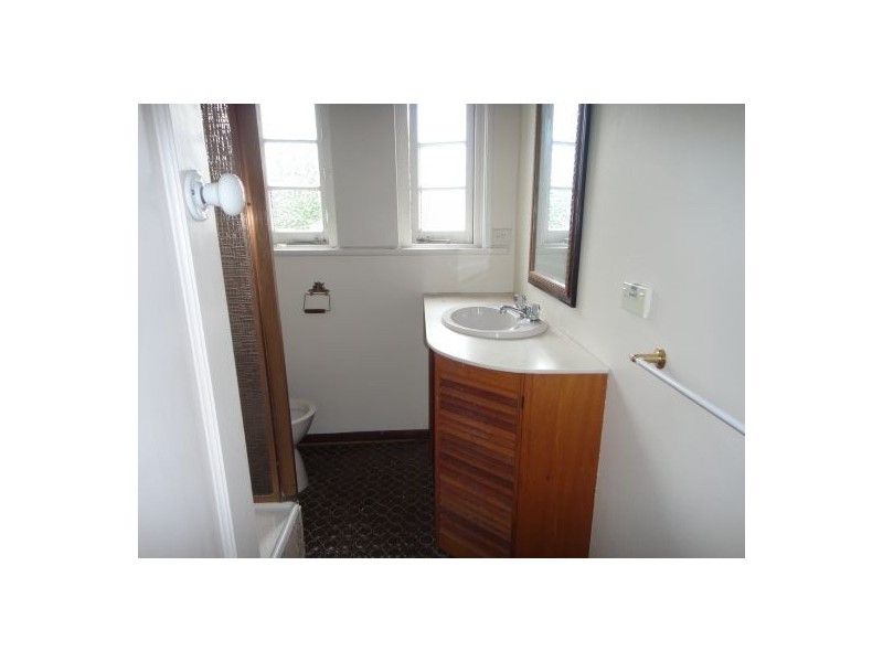 10 Commodore st, Mcmahons Point NSW 2060