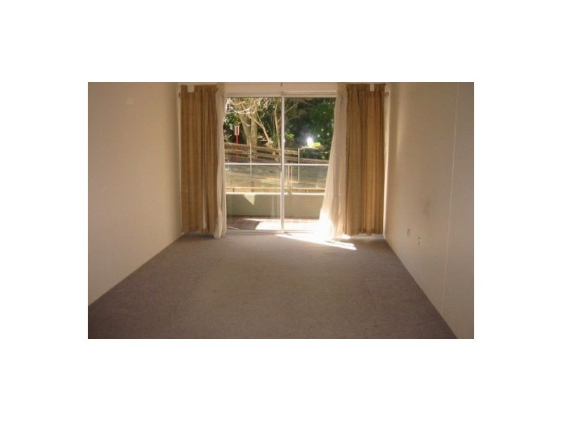 90 Blues Point Rd, Mcmahons Point NSW 2060