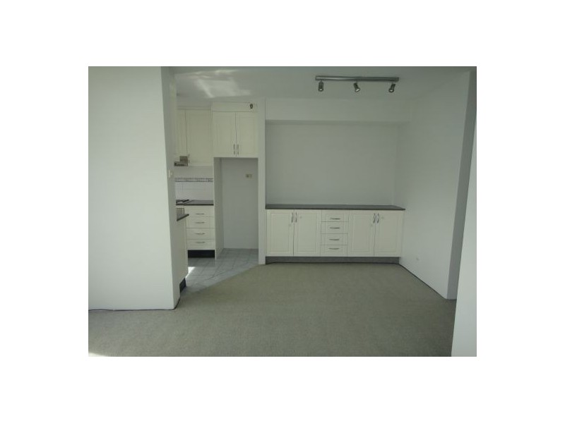 14 Blues Point Rd, Mcmahons Point NSW 2060