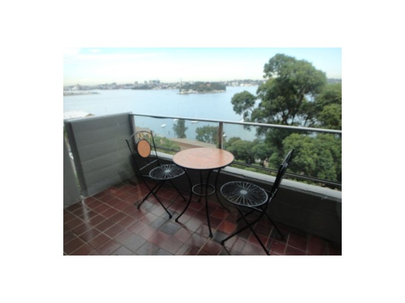90 Blues Point Rd, Mcmahons Point NSW 2060