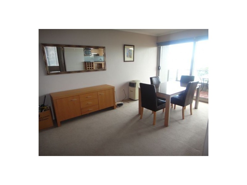 90 Blues Point Rd, Mcmahons Point NSW 2060