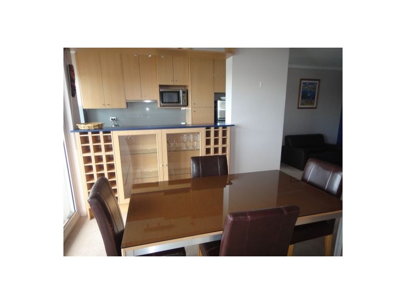 90 Blues Point Rd, Mcmahons Point NSW 2060