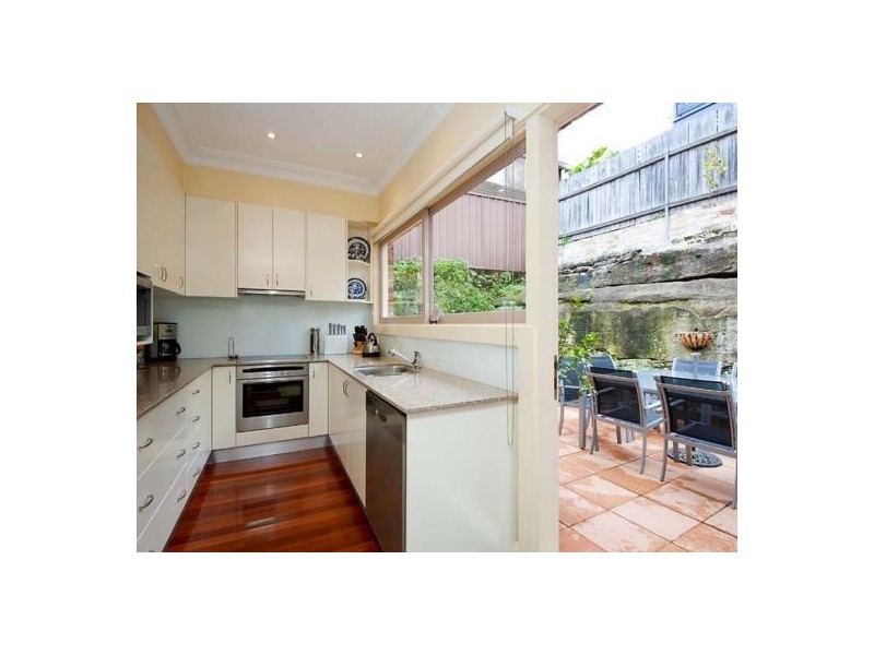 43 Dumbarton St, Mcmahons Point NSW 2060