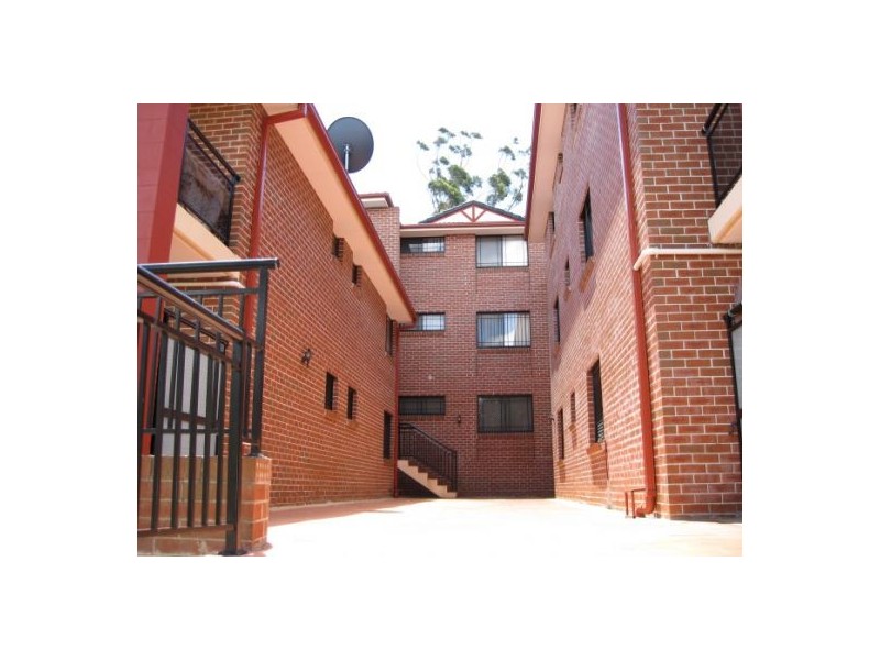 13 Melanie St, Bankstown NSW 2200