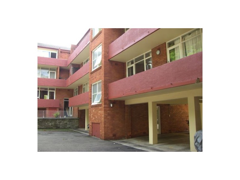 11 Hampden Rd, Artarmon NSW 2064