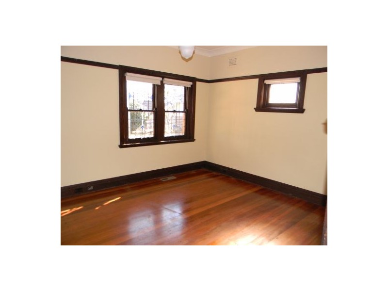 31 Bungalow Ave, Pymble NSW 2073