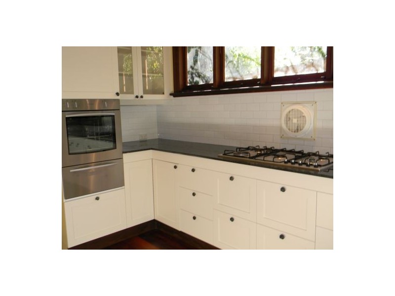 31 Bungalow Ave, Pymble NSW 2073