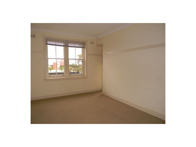 211 Blues Point Rd, Mcmahons Point NSW 2060