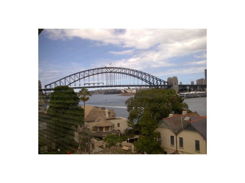 2 East Crescent St, Mcmahons Point NSW 2060