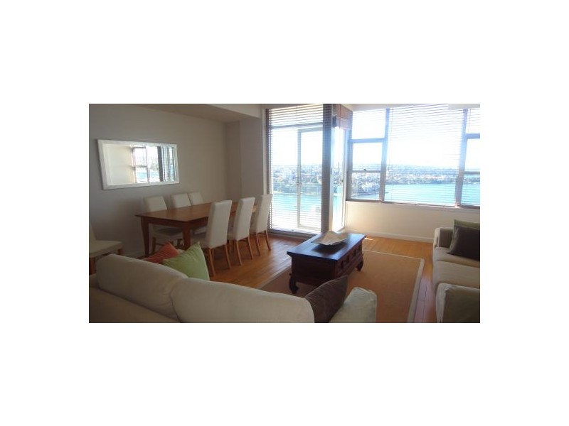 67 Carabella St, Kirribilli NSW 2061