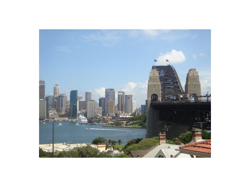 33 Fitzroy St, Kirribilli NSW 2061