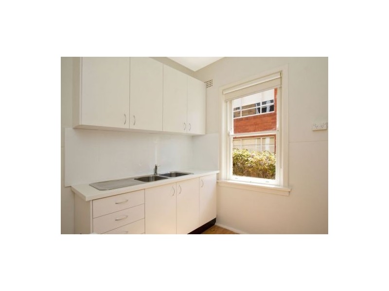 2 Macarthur Ave, Crows Nest NSW 2065