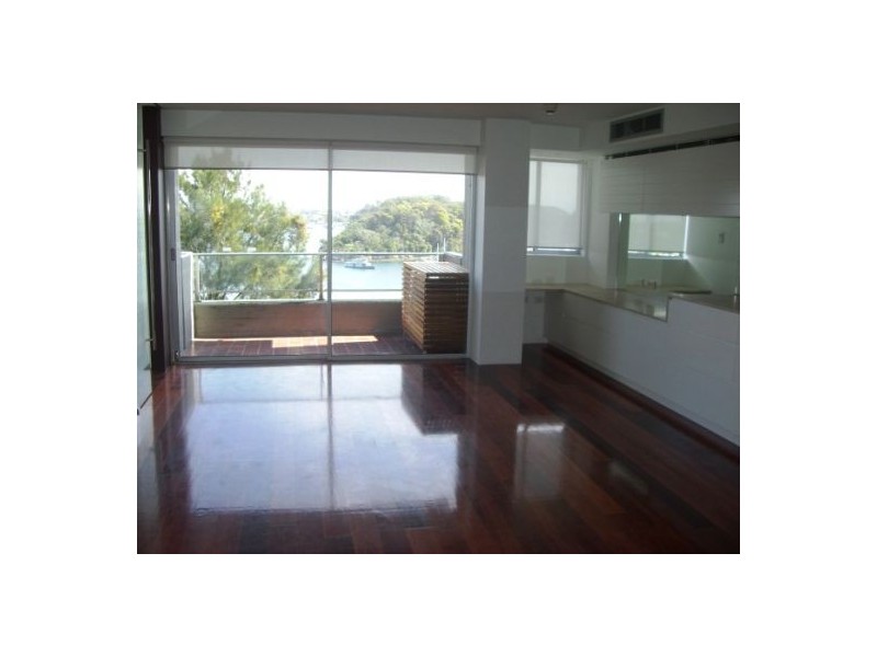 90 Blues Point Rd, Mcmahons Point NSW 2060