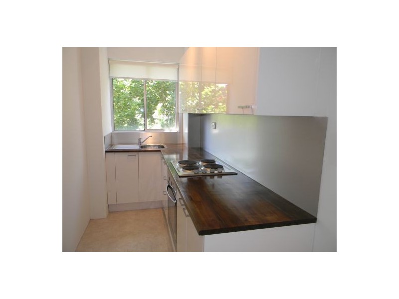 90 Blues Point Rd, Mcmahons Point NSW 2060