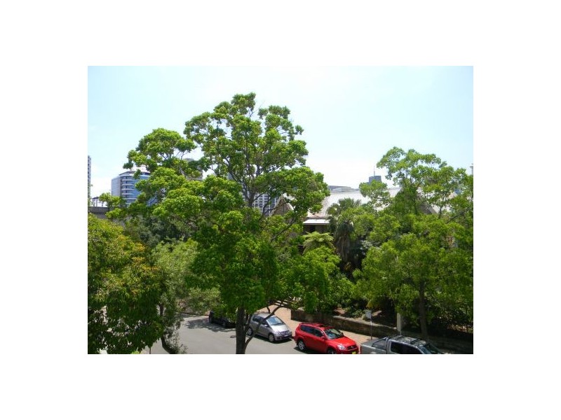 33 Fitzroy St, Kirribilli NSW 2061