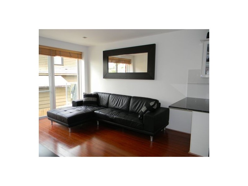 17 East Crescent St, Mcmahons Point NSW 2060