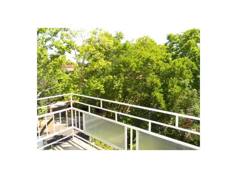 20 Hazelbank Rd, Wollstonecraft NSW 2065