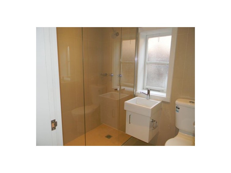 27 Lavender St, Lavender Bay NSW 2060