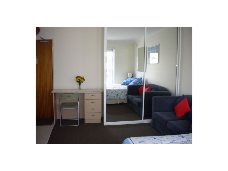 33 Fitzroy St, Kirribilli NSW 2061