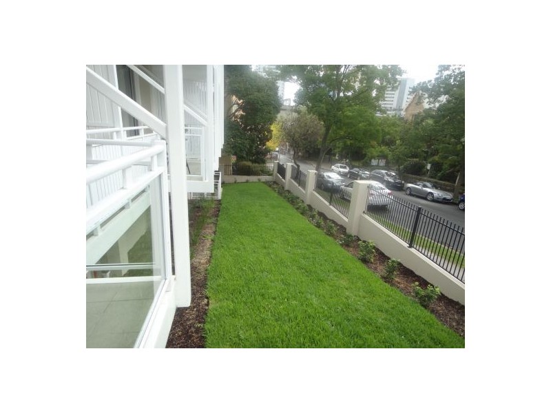 *33 Fitzroy St, Kirribilli NSW 2061