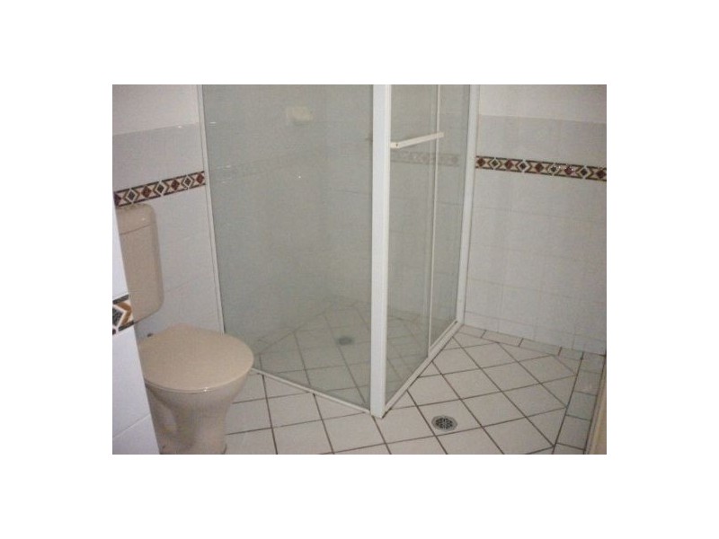 175 Blues Point Rd, Mcmahons Point NSW 2060