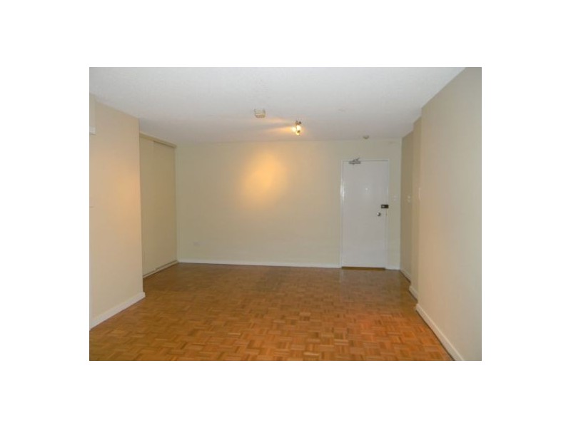 2 East Crescent St, Mcmahons Point NSW 2060