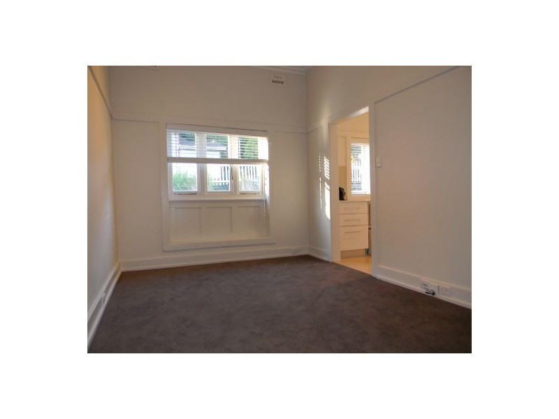 27 Lavender St, Lavender Bay NSW 2060