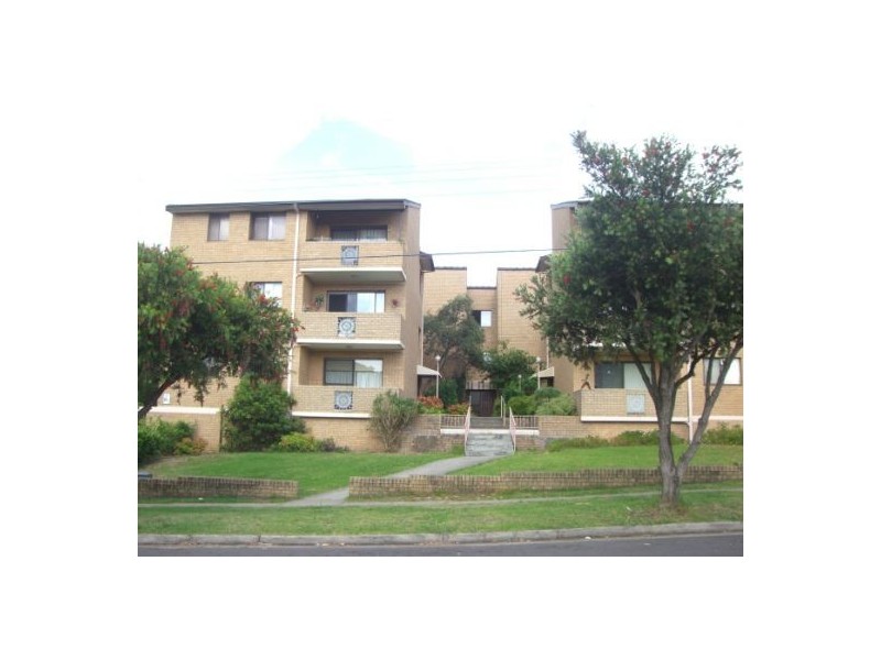 1/28 Weigand Ave, Bankstown NSW 2200