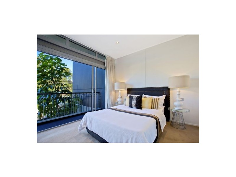 2/107 Ferry Rd, Glebe NSW 2037