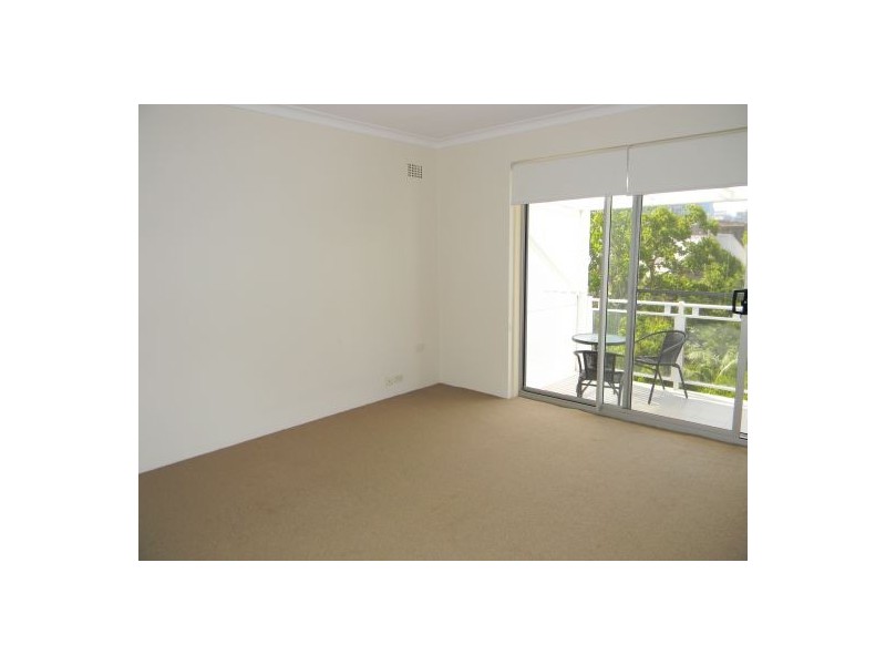 Top Floor 33 Fitzroy St, Kirribilli NSW 2061