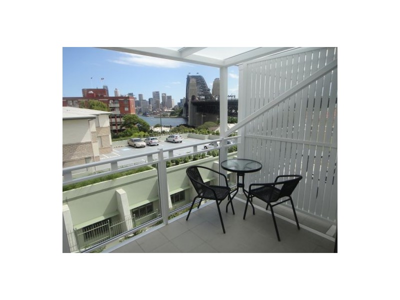 33 Fitzroy St, Kirribilli NSW 2061